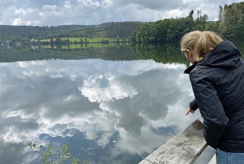 Als EU-Badegewässer hat die Listertalsperre erneut die beste Bewertung vom Landesamt für Natur-, Umwelt- und Verbraucherschutz NRW erhalten. Foto: Alexander Bange / Märkischer Kreis