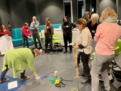 Der Impuls "Augen und Ohren offenhalten – Zivilcourage zeigen" war ein Ergebnis aus den Workshops vom Fachtag des Pflegekinderdienstes des Märkischen Kreises in Kooperation mit der Kinderschutzfachkraft. Foto: Kim Heinzer / Märkischer Kreis