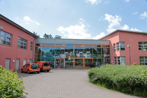 Bundefreiwilligendienst an der Schule an der Höh in Lüdenscheid oder an der Carl-Sonnenschein-Schule in Iserlohn, beide mit Förderschwerpunkt Geistige Entwicklung. Foto: Raffi Derian / Märkischer Kreis