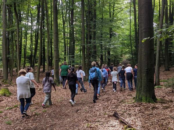 Der „Natursprinter MK“ ermöglicht Schulklassen mit der MVG einen kostenlosen Transfer zu Umweltbildungseinrichtungen in der Region. Foto: Naturschutzzentrum MK