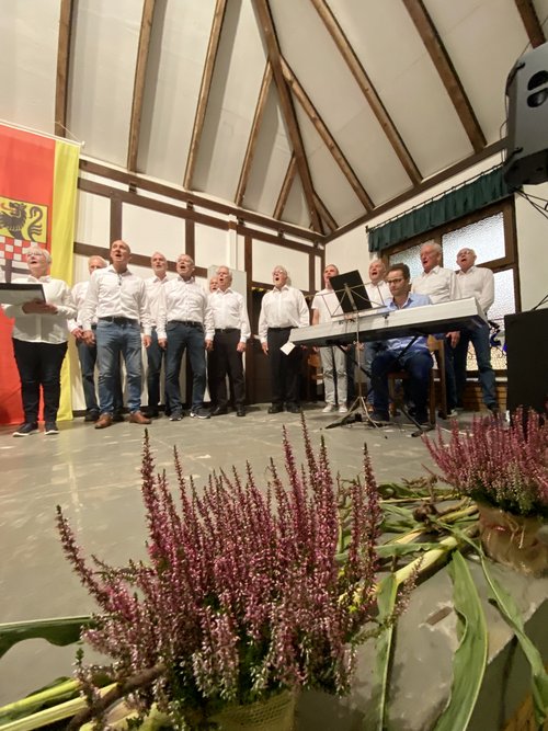 Gelungenes Rahmenprogramm mit dem Gemischten Chor "Melodie" Mellen. Foto: Alexander Bange / Märkischer Kreis